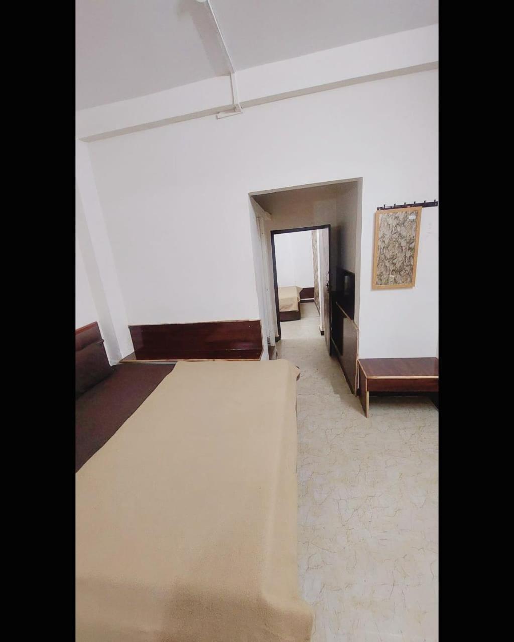 אויאיין Hotel Prakash Palace מראה חיצוני תמונה